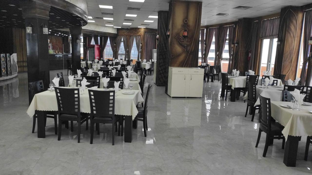 Darianna Batumi Hotel Exterior foto